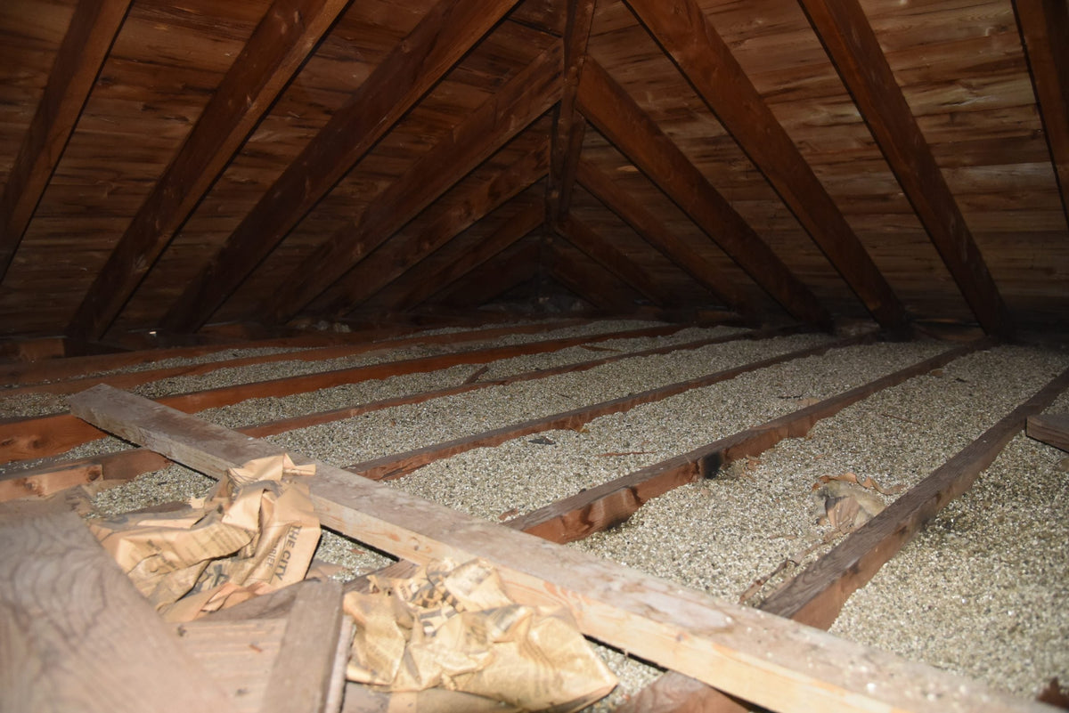 Asbestos Contaminated Vermiculite Found In An Attic