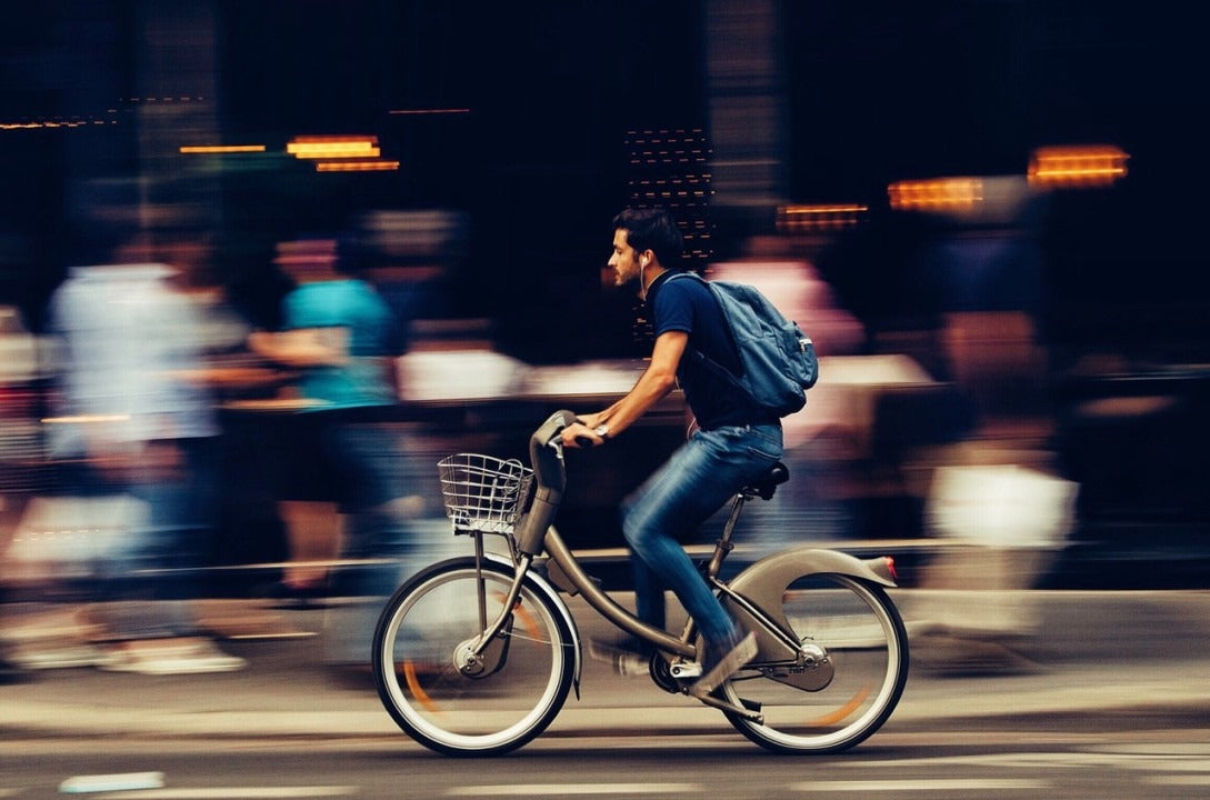 roar-engineering-using-a-bicycle-helmet
